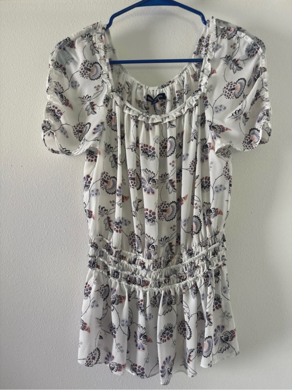 Max Edition White Floral Smocked Waist Blouse